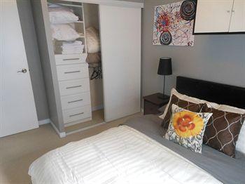 Escape - The Quartz Townhouse Apartment