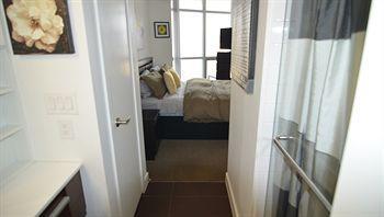 Escape - Lakeshore- 38 Dan Leckie Way