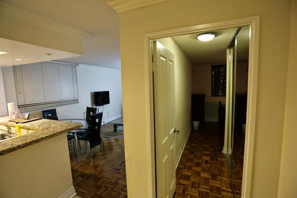 Furnished Living - Bay Street Apartment Toronto