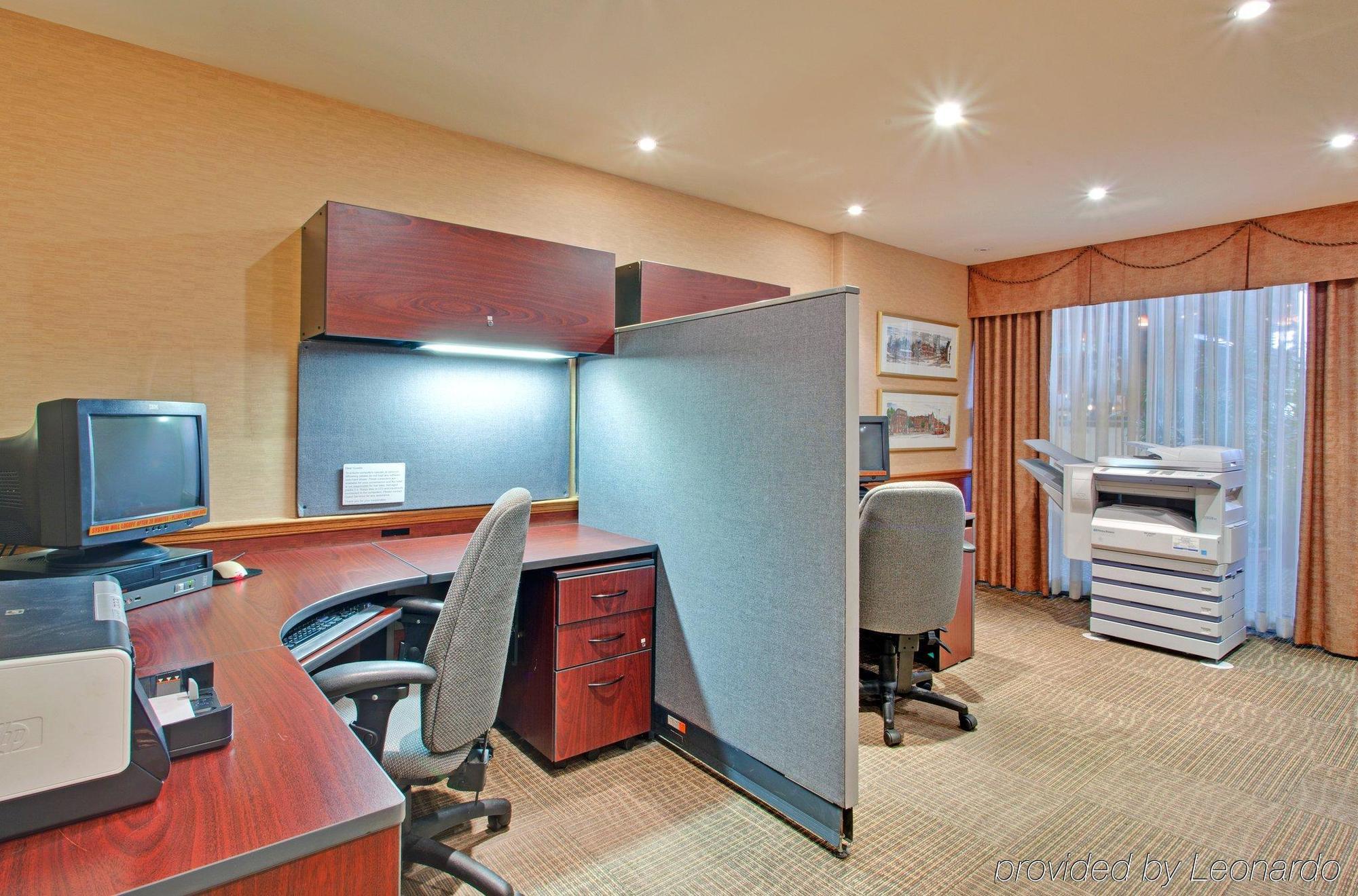 - Yorkdale Hotel Toronto
