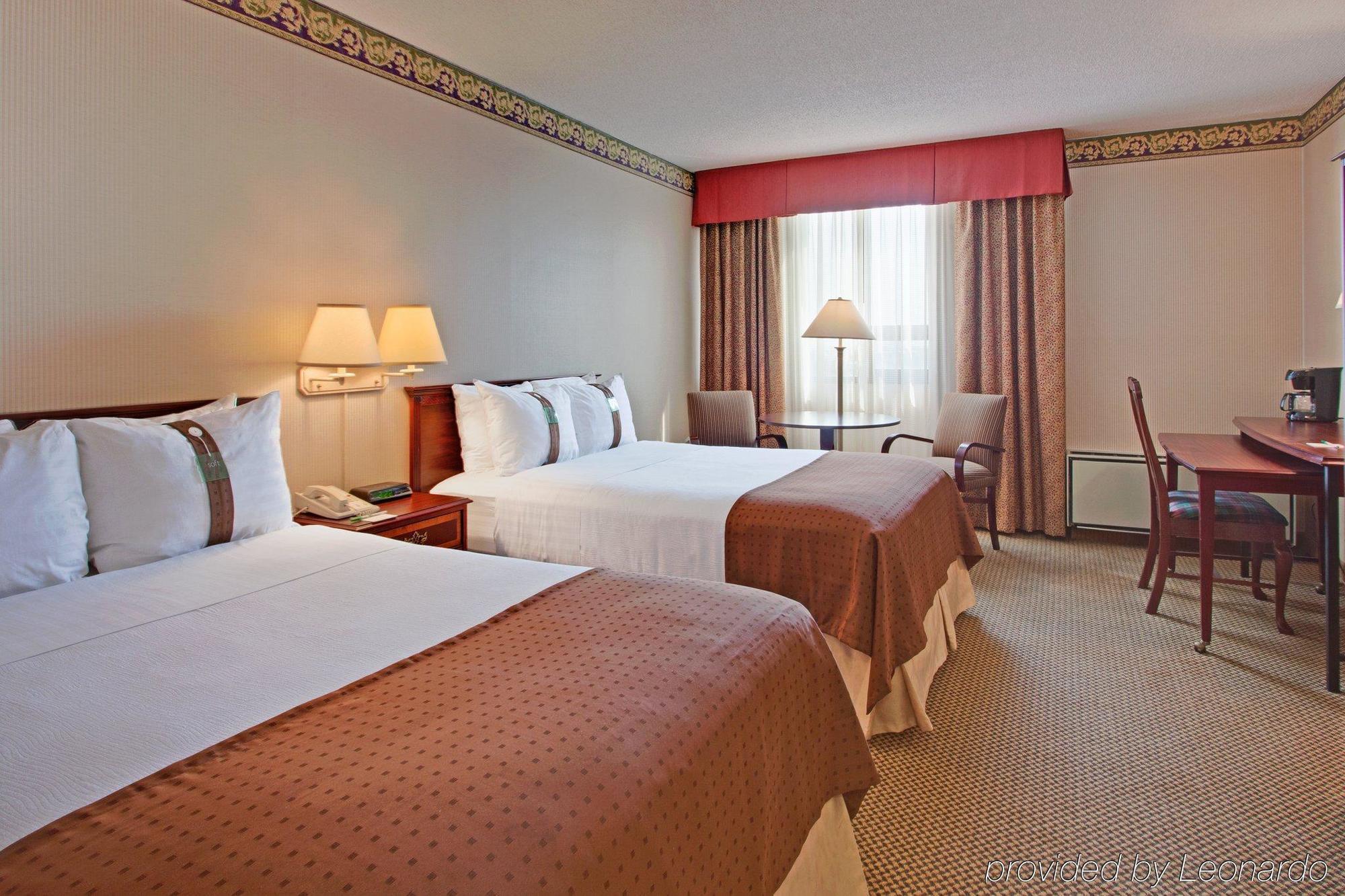 - Yorkdale Hotel 3*