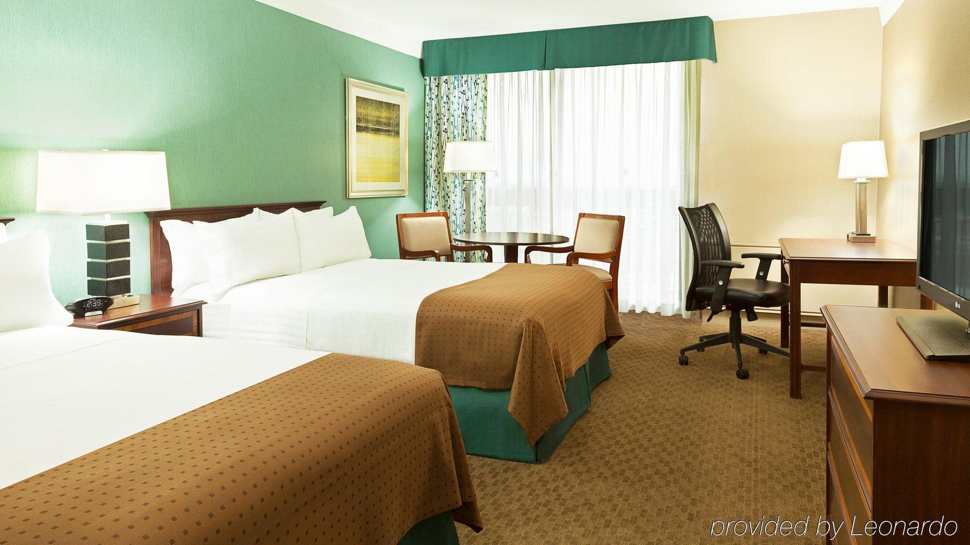 - Yorkdale Hotel