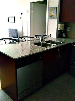 Apartment E.s.i Furnished At The Acc
