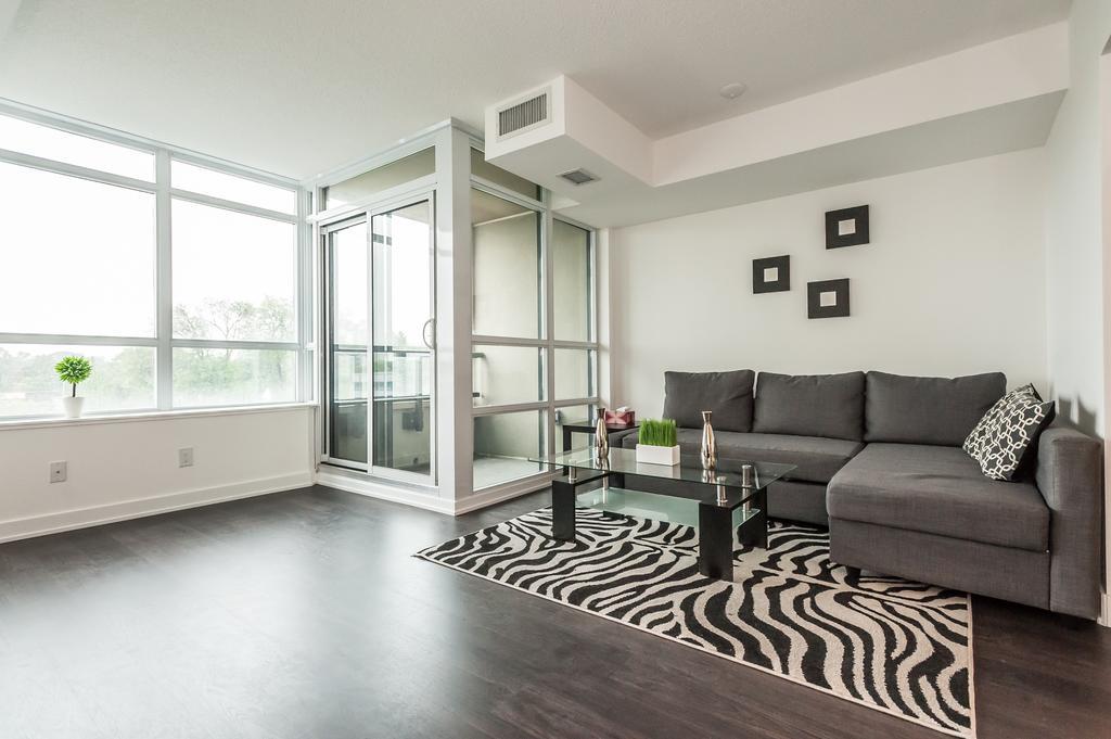 Life Lakeside Mimico *