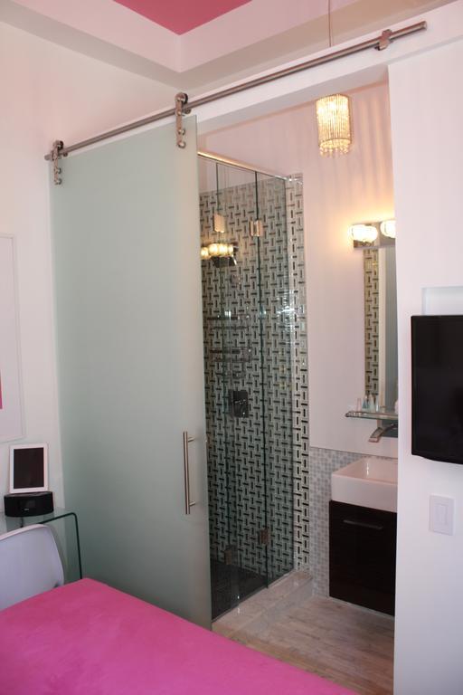 Hotel Baystreet Hotel/motel