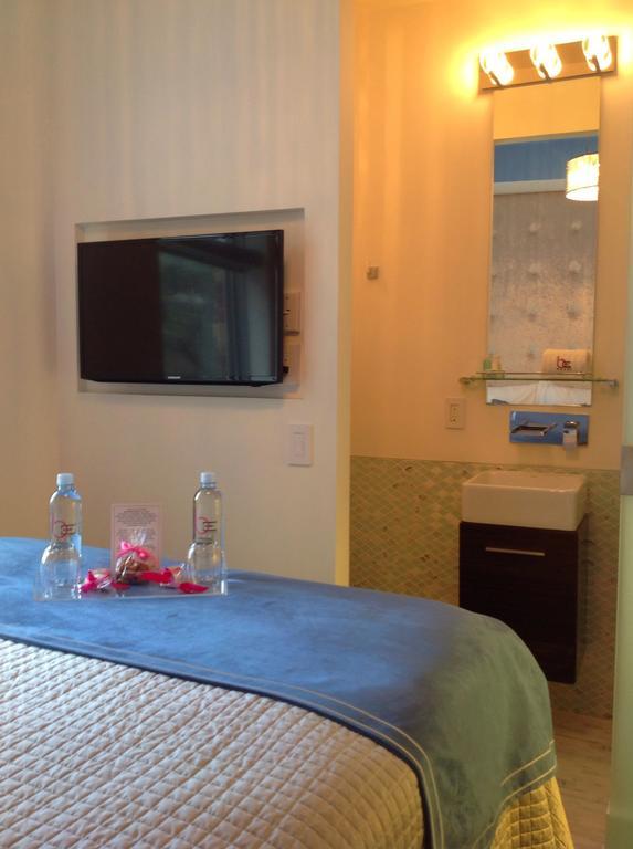 Baystreet Hotel/motel 3* Toronto
