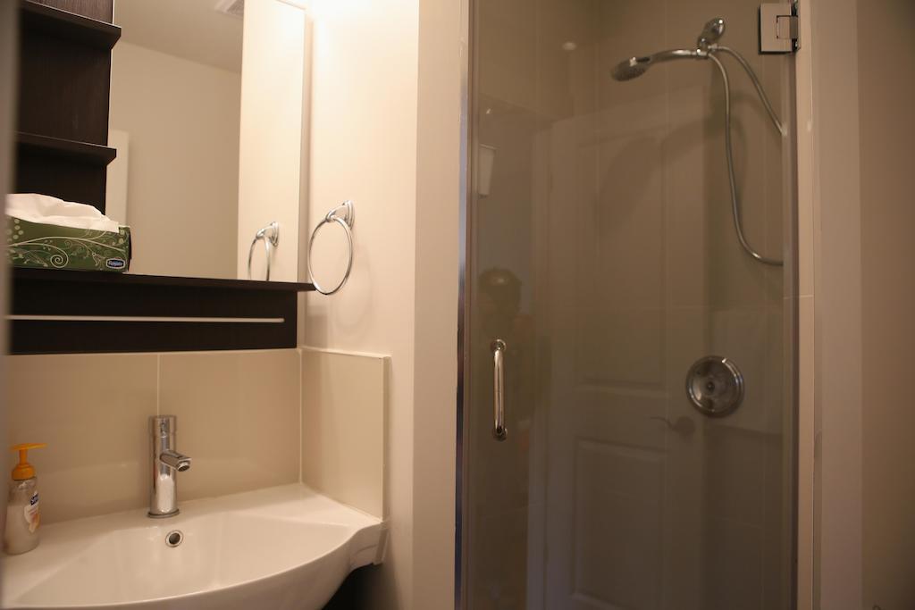 The Parkway Place 2*