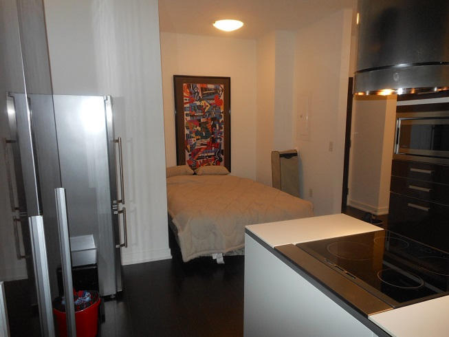 Holiday home Escape - Lakeshore- 38 Dan Leckie Way Toronto