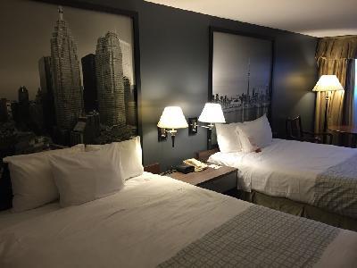 Super 8 By Wyndham Downtown