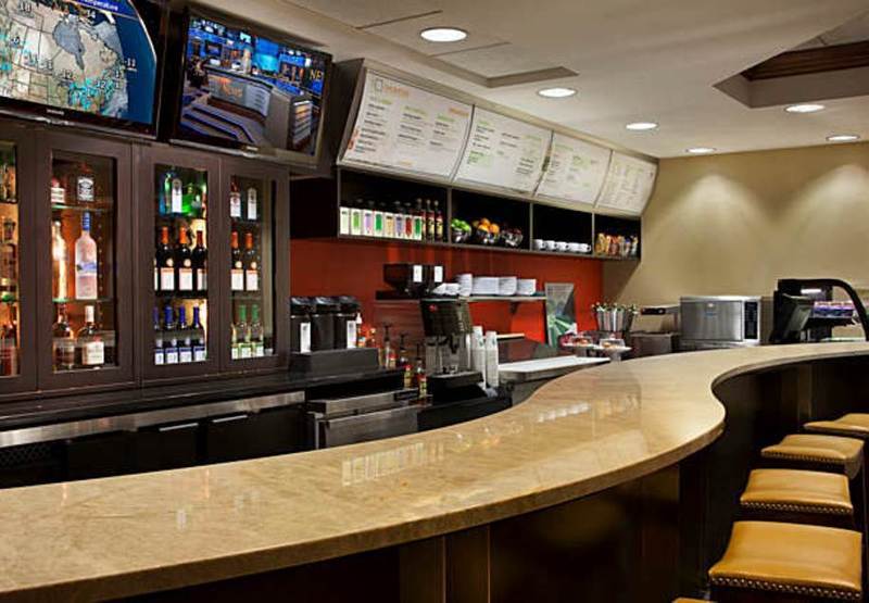 Courtyard By Marriott Airport Toronto
