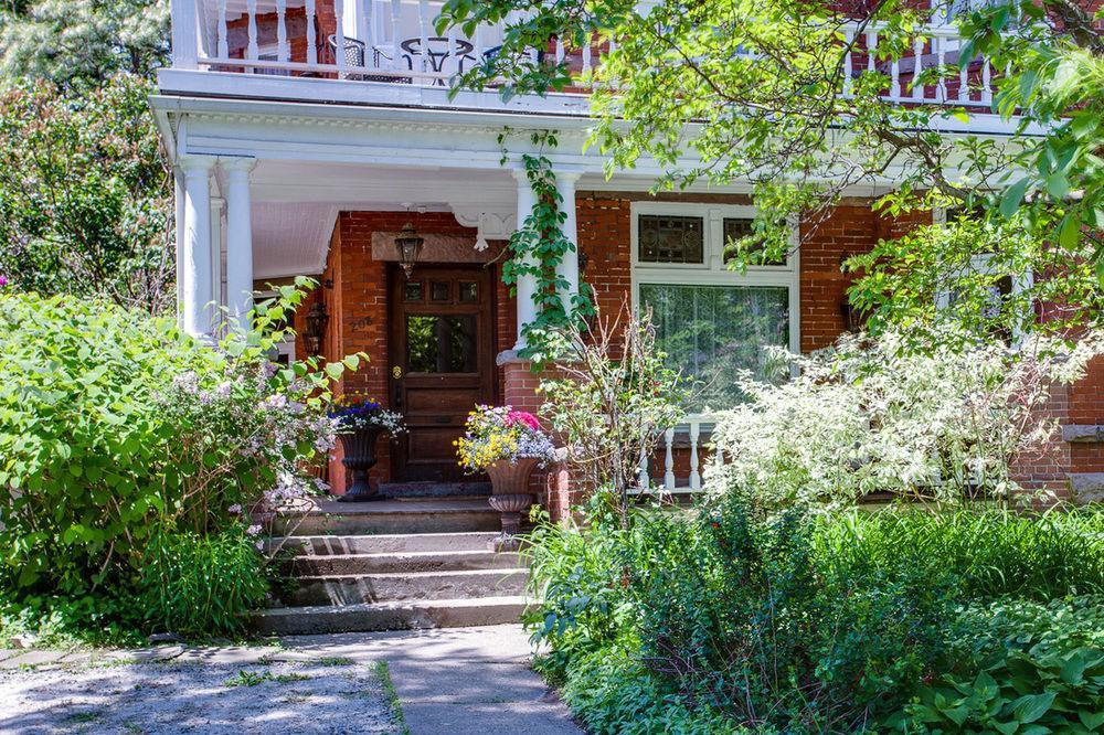 Dunn House Toronto