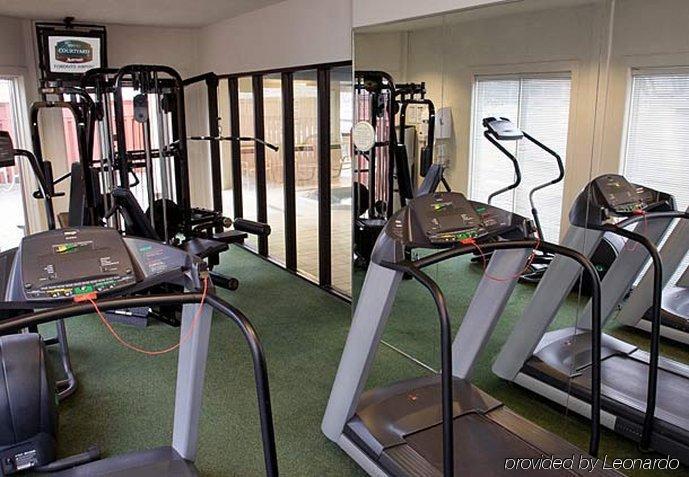 Hotel Courtyard By Marriott Airport