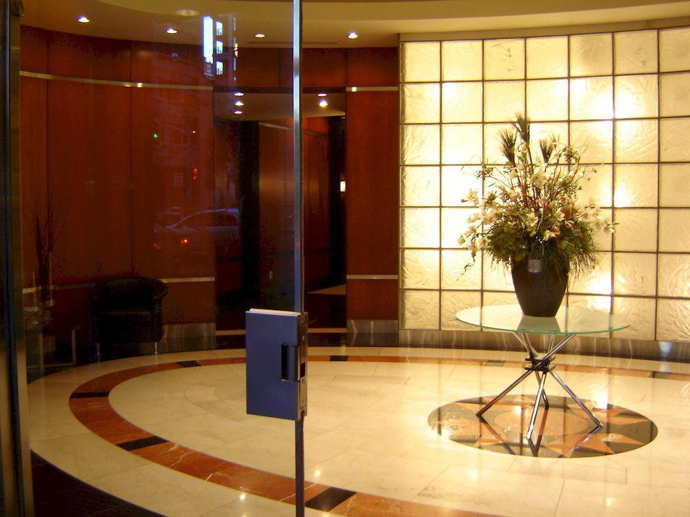 Tosuites - Elev'n21 Apartment