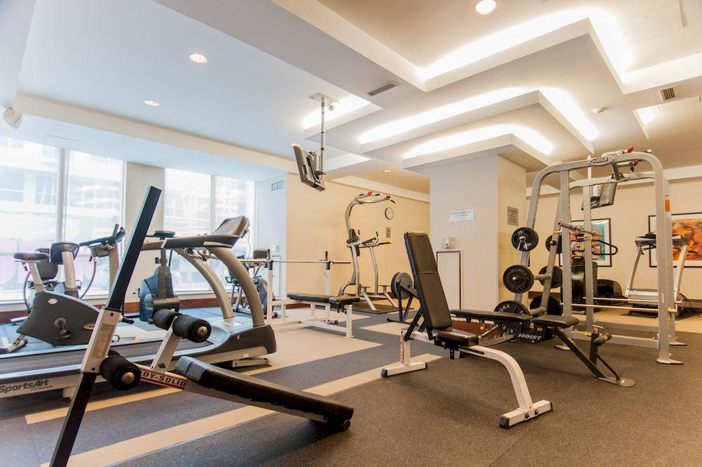 Tosuites - Elev'n21 Apartment