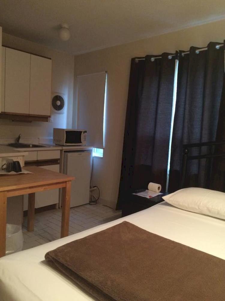 Adas 2* Toronto