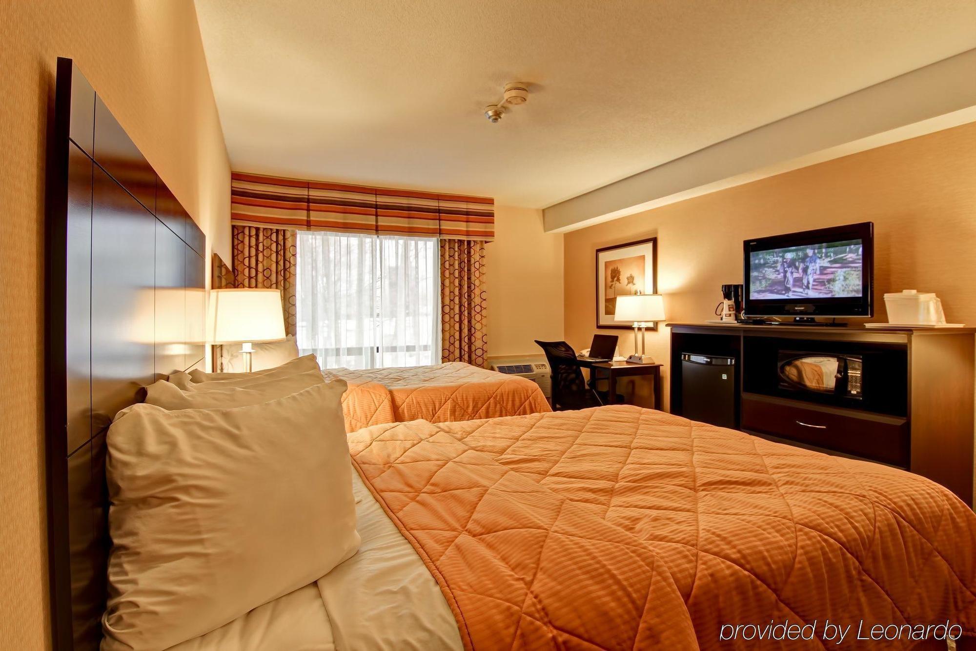 Hotel Comfort East Scarborough 3*