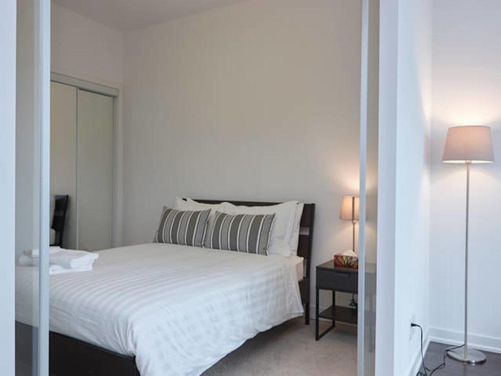 Hotel Jp - York St & Lakeshore Toronto
