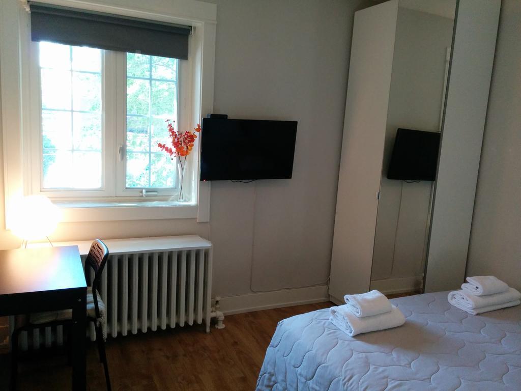 The Parkway Place