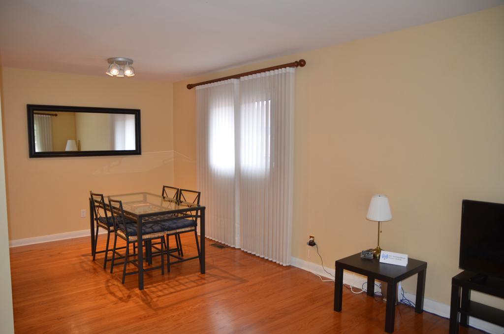 Scarborough East Spacious House *