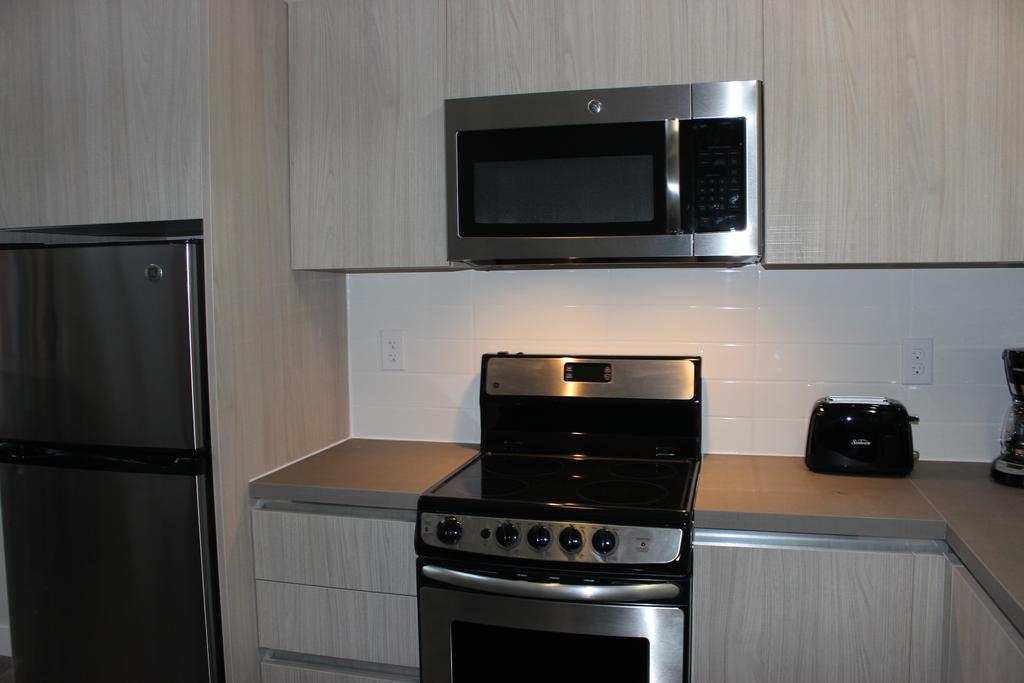 Apartment Atlas Suites- Furnished Apartments-College Street, Toronto Toronto