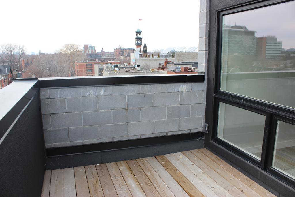 Atlas Suites- Furnished Apartments-College Street, Toronto *