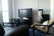 Soho 2 Bed | 2 Bath Cn Tower View Apartment