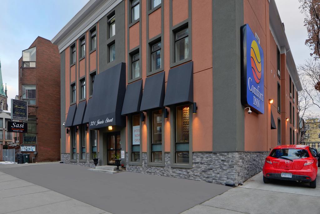 Comfort Centre Hotel