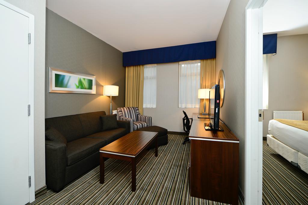 Hotel Comfort Centre 3*