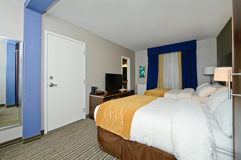 Comfort Centre Hotel