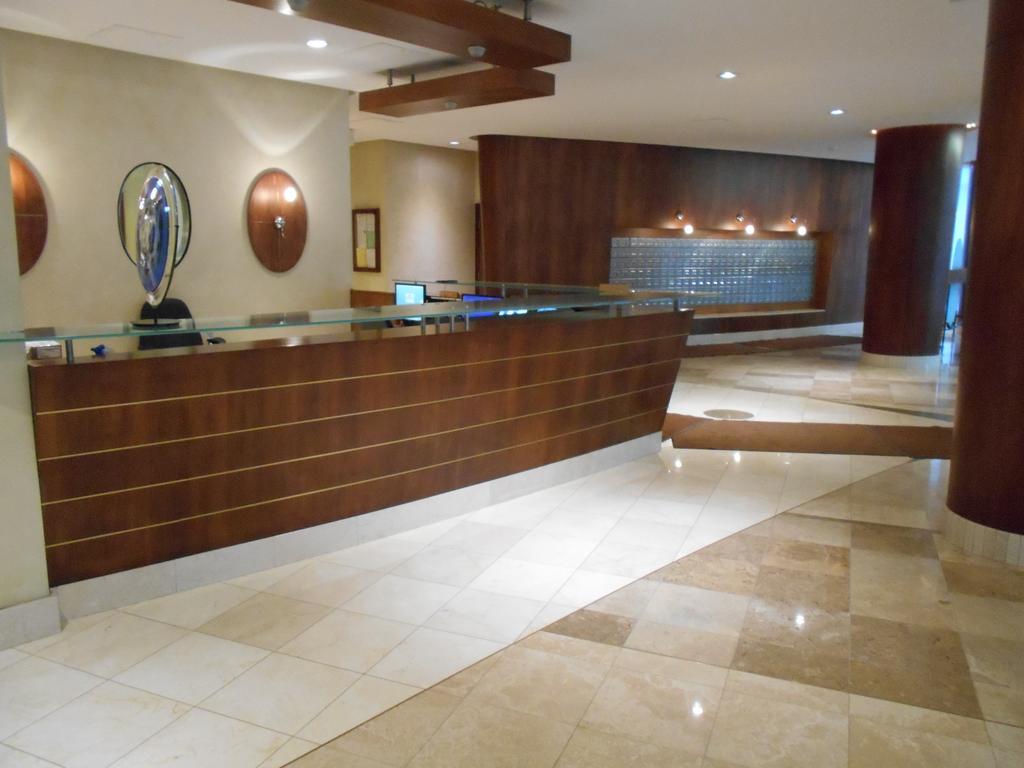 City Stay Condos - Downtown Toronto, Simcoe Street