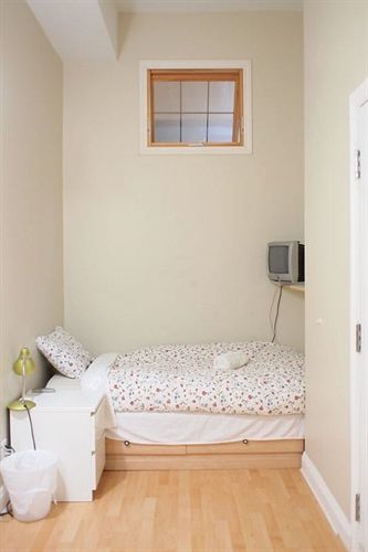 Guest house Kaisar 2*