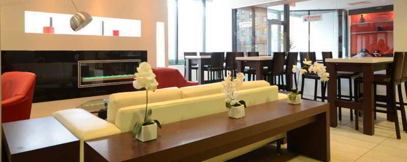 Bond Place