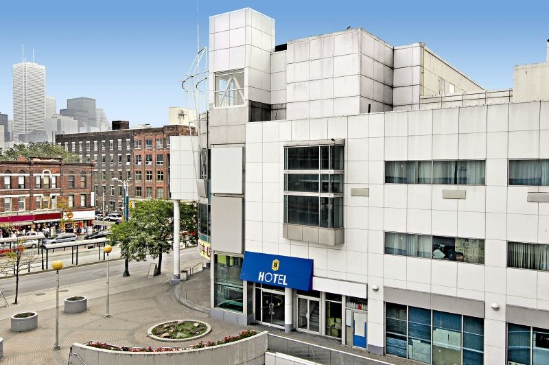 Hotel Super 8 By Wyndham Downtown