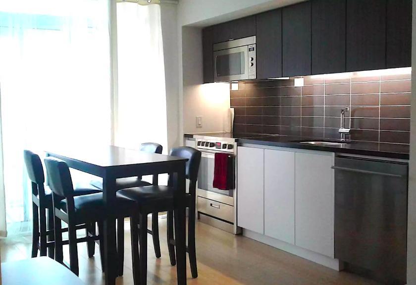 Luxury By Rogers Centre Apartment Toronto
