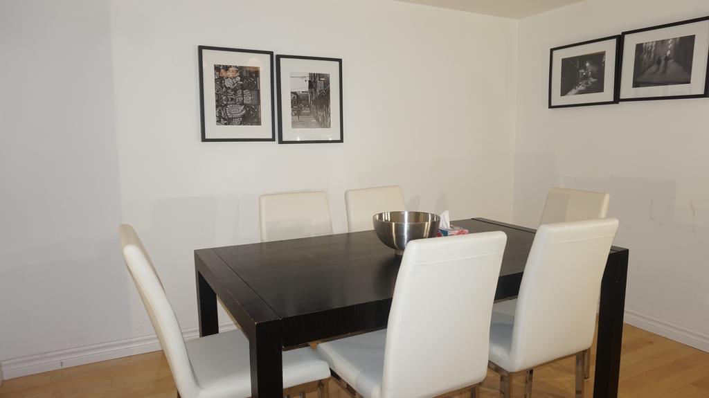 Apartment City Stay Condos - Downtown Toronto, Simcoe Street Toronto