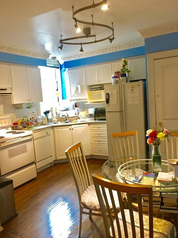 Comfy & Guest house Toronto