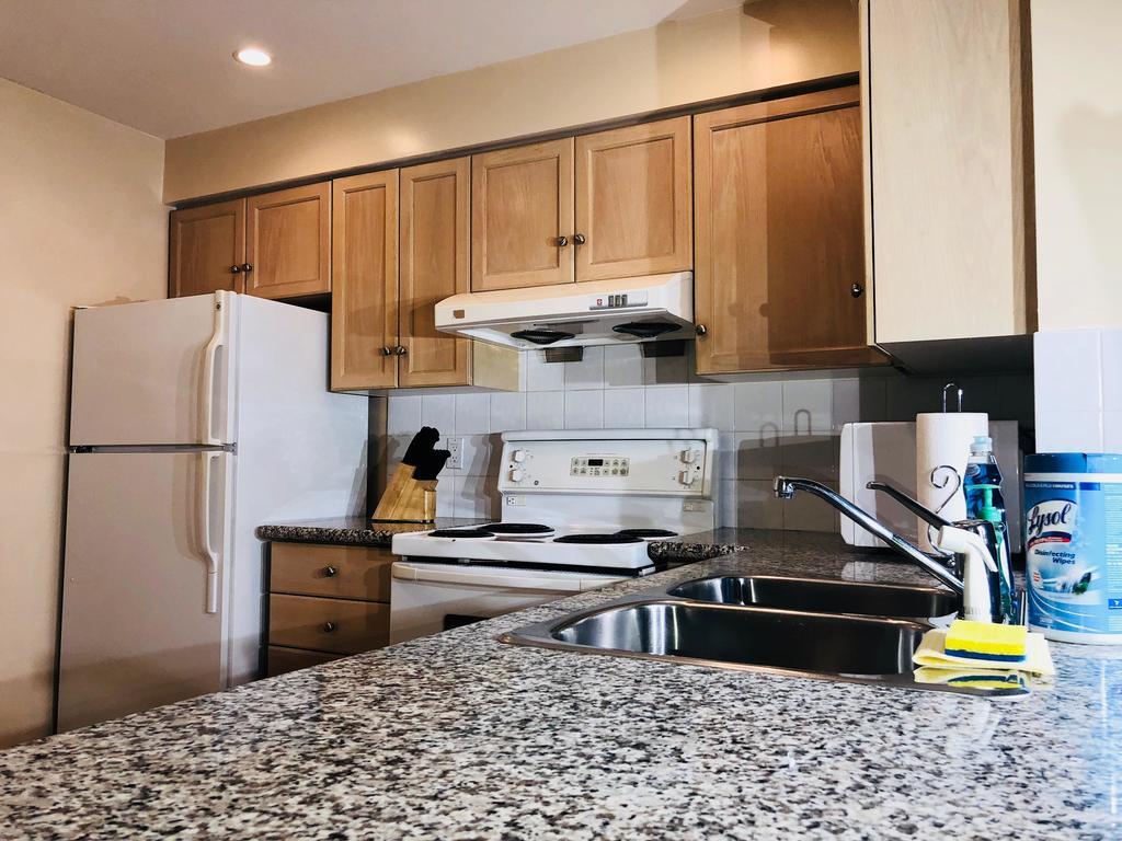 City Stay Condos - Downtown Toronto, Simcoe Street Toronto