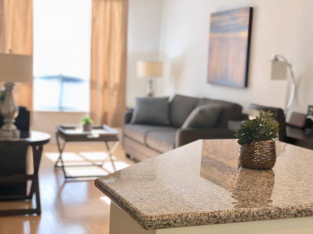City Stay Condos - Downtown Toronto, Simcoe Street *