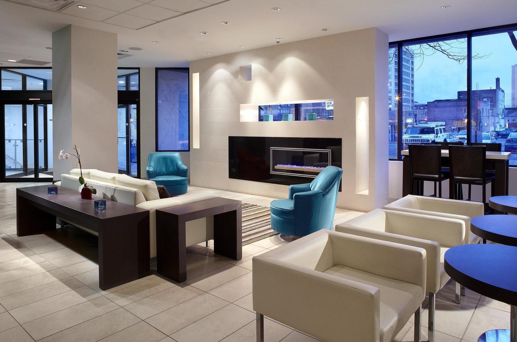 Bond Place Hotel 3*