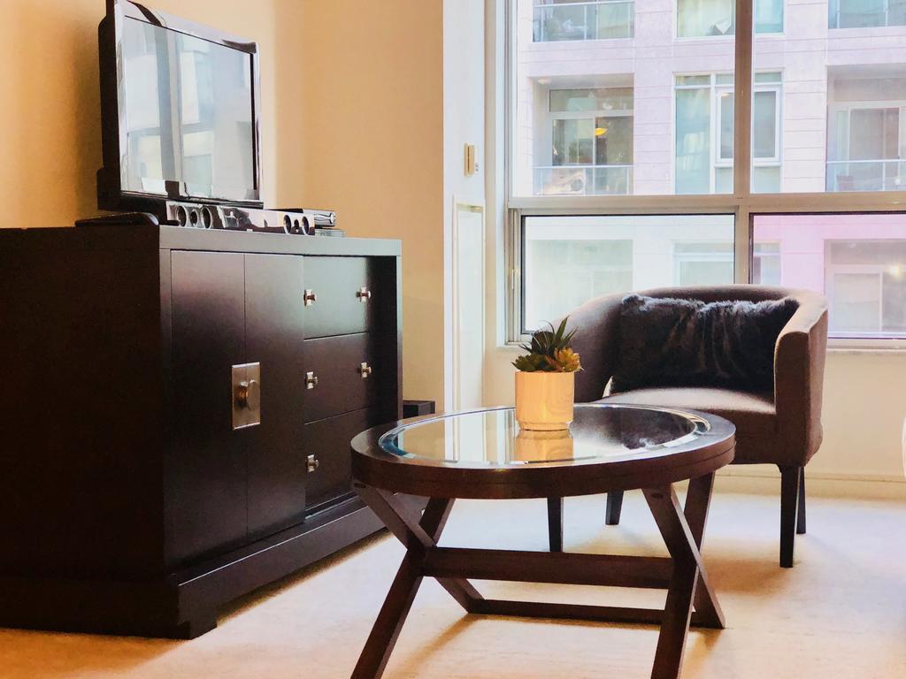City Stay Condos - Downtown Toronto, Simcoe Street Apartment Toronto