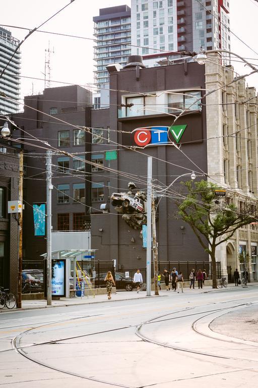 Breathtaking 3-bedroom In The Heart Of Downtown Apartment Toronto