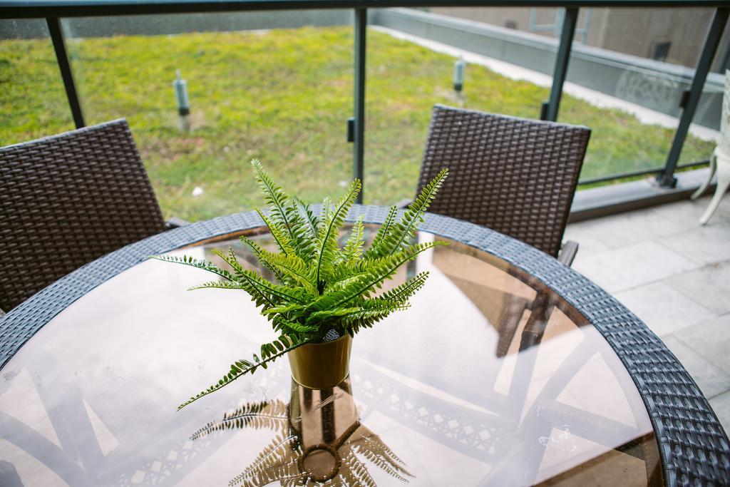 Breathtaking 3-bedroom In The Heart Of Downtown Apartment Toronto