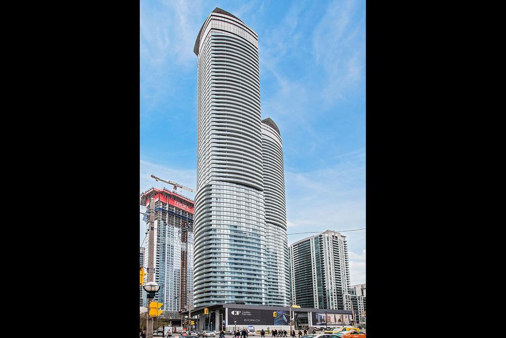 Apartment Applewood - 3 Bdrm Luxury Lakeview *