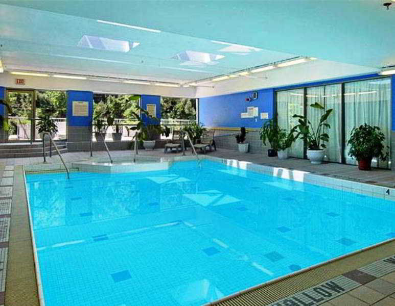 Hampton & By Hilton Downtown Toronto