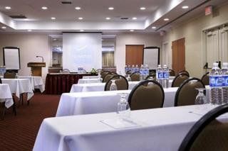 Indigo Airport Hotel 3*