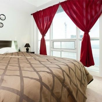 E.s.i Furnished At The Acc Toronto