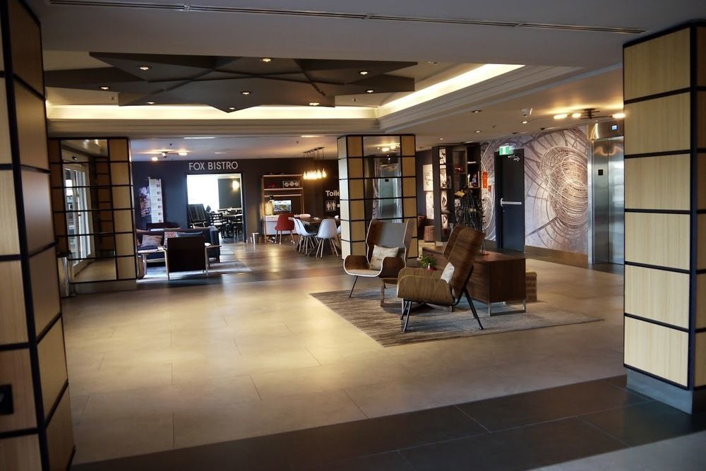 Radisson Airport