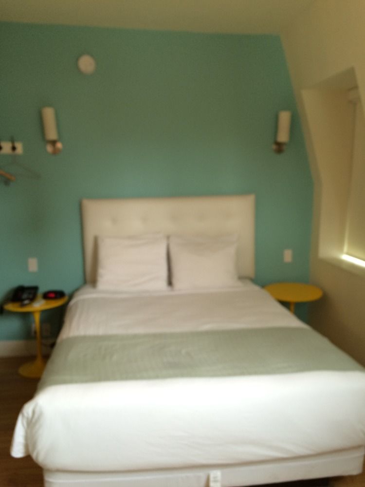 Hotel Royal Oak Toronto