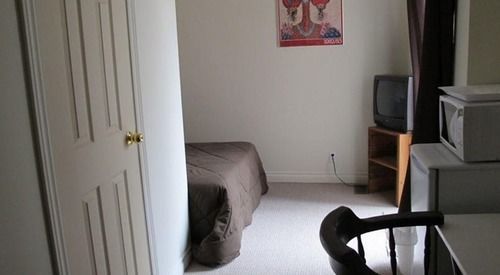 Adas Guest house