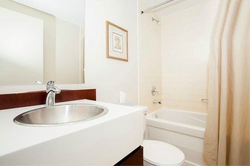 E.s.i Furnished At Harbourview * Toronto